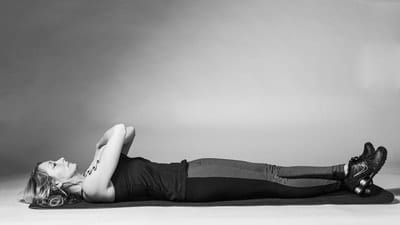 Crunches [Legs Out/Arms Crossed on Chest] - Photo 3