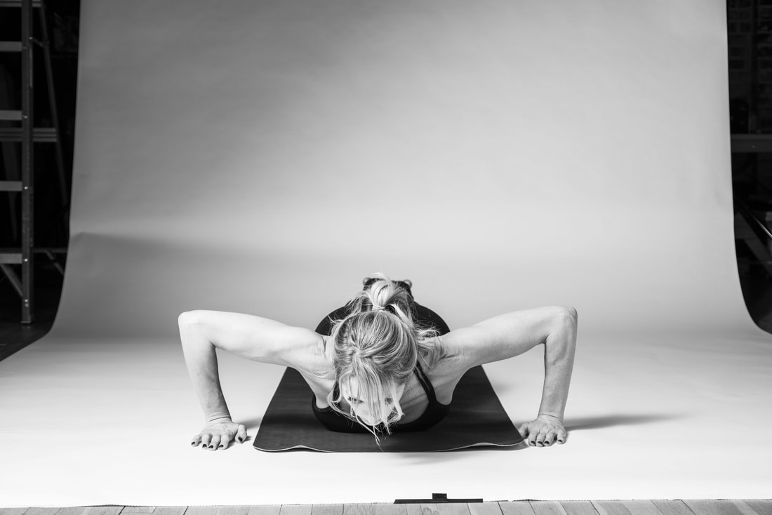 Full Push Up [Flat Palms] - Photo 4