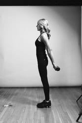 Palms Back: Tricep Pulse - Photo 4