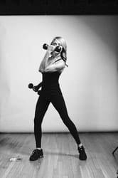 Uppercut with Light Dumbbells - Photo 2