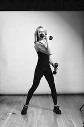 Uppercut with Light Dumbbells - Photo 5